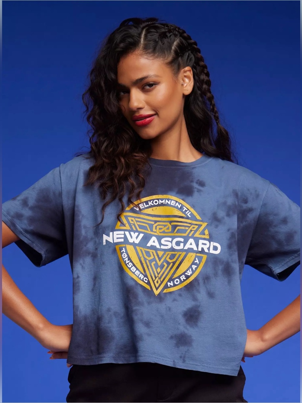Her Universe Marvel Thor: Love and Thunder New Asgard crop top, EUC